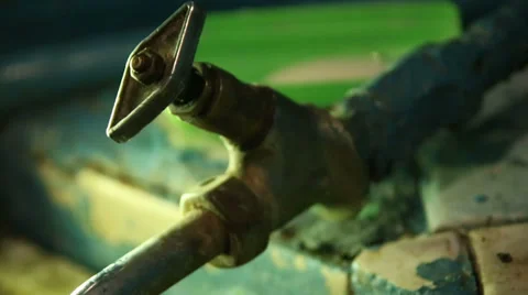 Drain water in the rusty laver Video stock 32842076