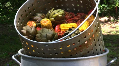 Draining boiled crawfish Stock Footage 2647267