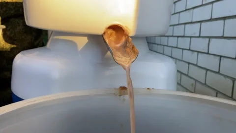 Draining juice. Stock Footage 233083912