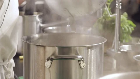 Draining pasta Stock Footage 82024479