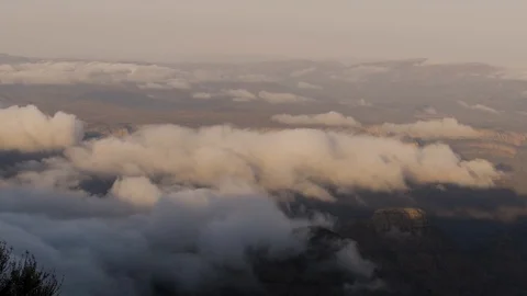 Drakonsberg dawn  Stock Footage 113996361