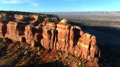 Dramatic aerial of Liberty Cap in the Colorado National Monument Video stock 320203154