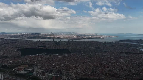 Dramatic aerial view of istanbul's bosphorus strait 스톡 동영상 339481555