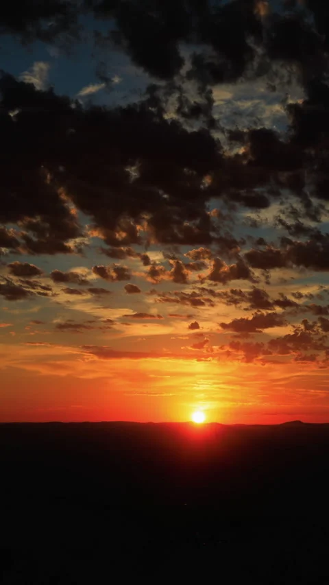 Dramatic Arizona Desert Sunset Vertical Timelapse Stock Footage 336625738