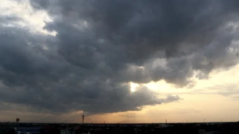 Dramatic atmosphere Time lapse footage  of beautiful sunset sky and clouds. Stock Footage 95458819