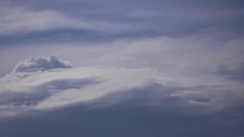 Dramatic beautiful clouds and flying birds Stock Footage 106835545