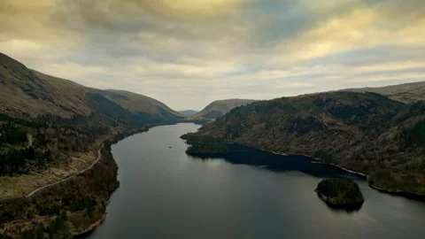 Dramatic beauty of the Cumbrian countryside through mesmerizing drone foota.. 库存影片 246047826