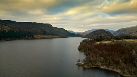 Dramatic beauty of the Cumbrian countryside through mesmerizing drone foota.. Stockbeeldmateriaal 246047834