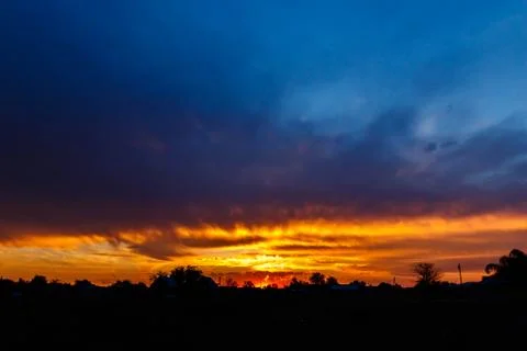 Dramatic, burning, colorful African Sunset Sky 스톡 사진