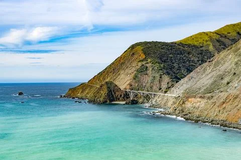 Dramatic cliffs and Pacific Ocean vista at the Big Creek Bridge in Big Sur Stock Photos