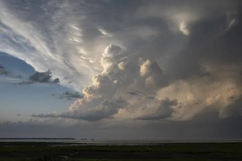 Dramatic cloud formation, cumulonimbus, typical thundercloud over the English Stock Photos