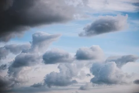 Dramatic clouds in blue sky Stock-Fotos