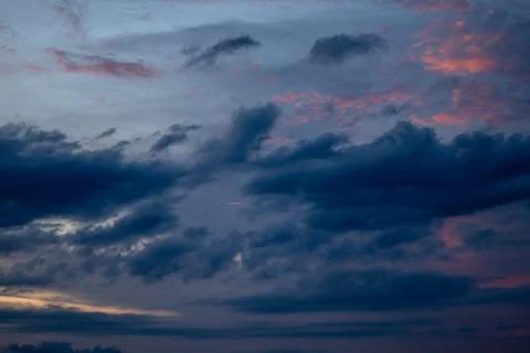Dramatic Clouds at Dusk Stock-Fotos