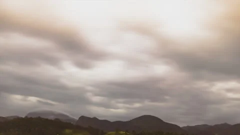 Dramatic Clouds Timelapse: Storm Approaching With Lightning Rain Clouds Moving Video stock 152637891