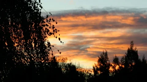 A dramatic cloudy sky in the evening Video stock 89905393