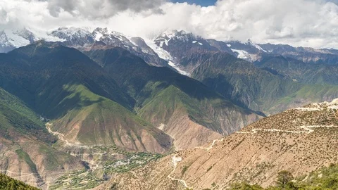 Dramatic cloudy sky over mountain range Stock Footage 124963489