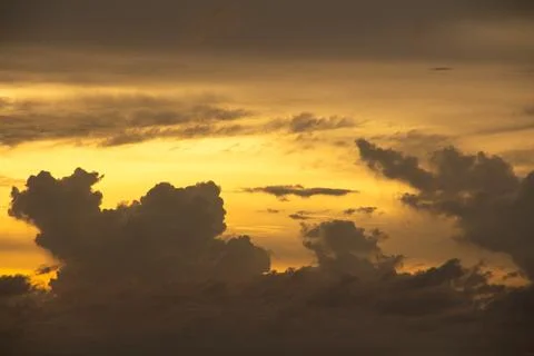 Dramatic cloudy sunset sky. Clouds at sunrise Fotos de archivo