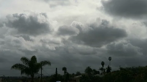 Dramatic Cumulus clouds form Billed and dissolve Stockbeeldmateriaal 118851836
