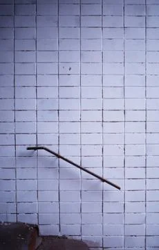 Dramatic diagonal vintage handrail background Foto stock