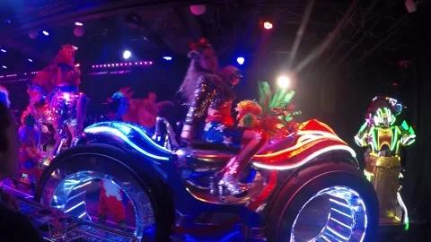 Dramatic &amp; Electric Robot Restaurant Show.  Electric carnival with Robots Stockbeeldmateriaal 149321488
