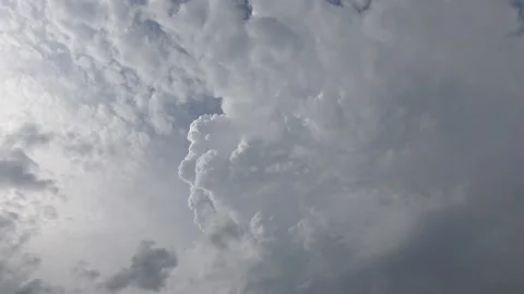 Dramatic expansion of a cumulonimbus cloud Stock Footage 159074134
