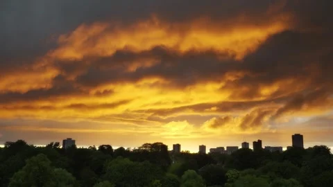 Dramatic Golden Sunset Over Edgbaston and Birmingham City Skyline. Stock Footage 338016792