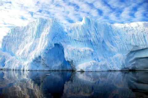 Dramatic iceberg Фото