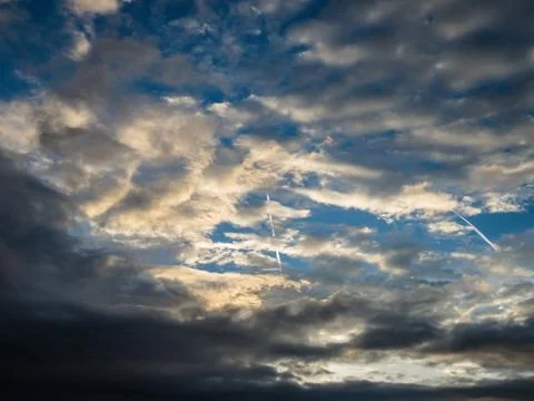Dramatic image of Panoramic view with A long curve road in the early morning Stock Photos