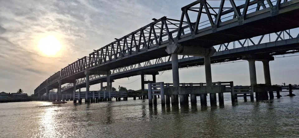 Dramatic Kapuas 2 Bridge when the sun rises from the east, Pontianak Stock Photos
