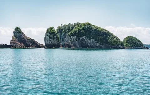 Dramatic karst limstone in the coast of Pacific Ocean in Nachikatsuura, Wak.. Stock-Fotos