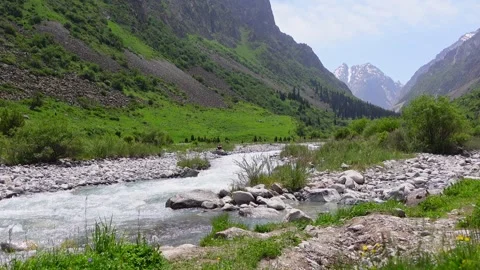 Dramatic landscapes inside Ala Archa National Park, Kyrgyzstan Stock Footage 312263377