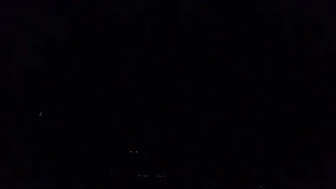 Dramatic lightning strikes city buildings, thunderstorm, bolts Stock-Footage 115934887