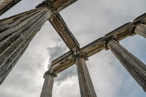 Dramatic low angle view of Aizanoi ancient city Zeus temple columns in Turkey 스톡 사진
