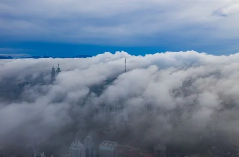 Dramatic Low Cloud over the city Stock Footage 122054487