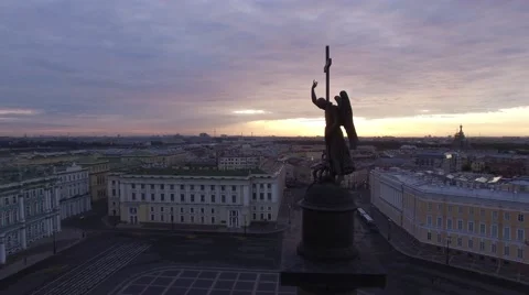 Dramatic morning light Dvortsovaya square in St.Petersburg. Aerial flight around Stock Footage 65396458