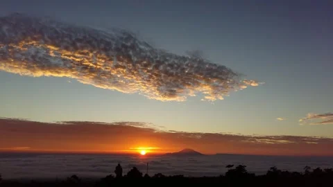 Dramatic morning timelapse Stock Footage 272227316