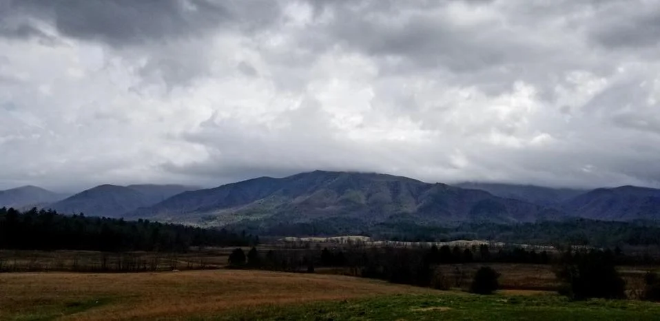 Dramatic Mountain Pasture Sky Foto stock