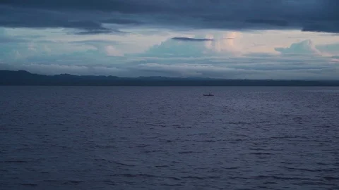 Dramatic Ocean Scene 스톡 동영상 112845232