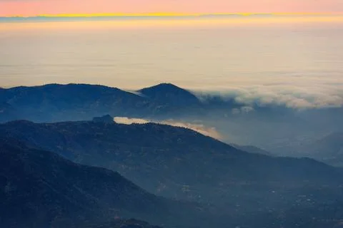 Dramatic Overcast Landscape View From Sequoia National Park Stock-Fotos