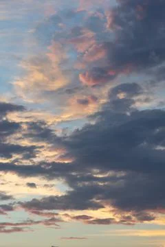Dramatic pink and blue cloudscape over Glendale California 库存照片