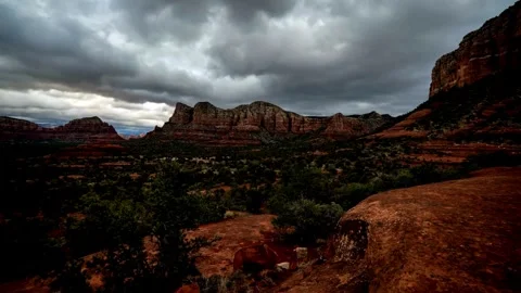 Dramatic Red Rock Landscape Under Stormy Sky, Arizona Desert Vista Stock-Footage 311394232