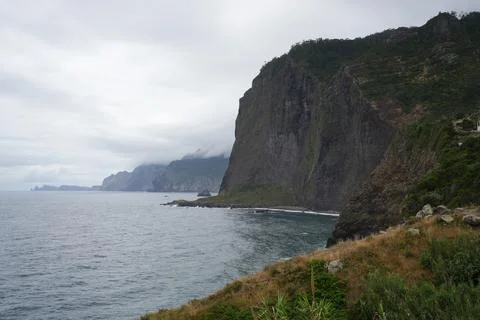 Dramatic Sea Cliffs on Madeira Coast Stock-Fotos