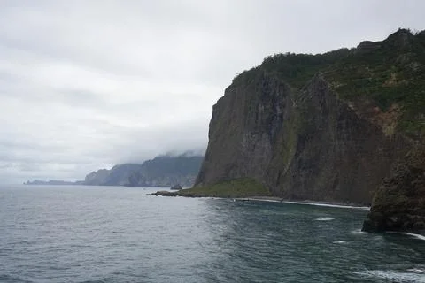 Dramatic Sea Cliffs on Madeira Coast Stock-Fotos