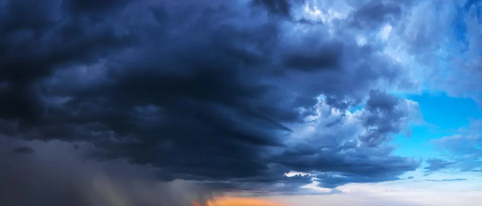 Dramatic sky and clouds Stock-Fotos