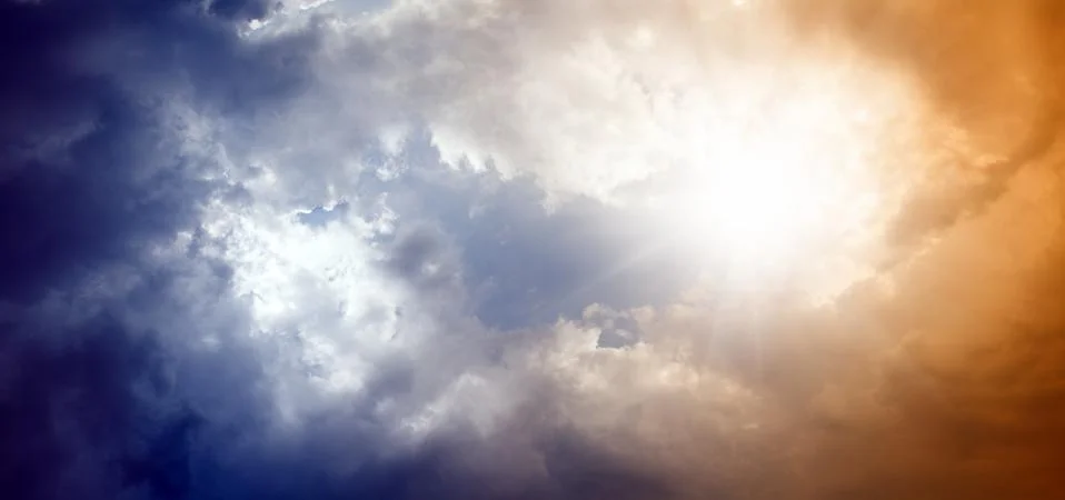 Dramatic sky with bright sun Stock Illustration