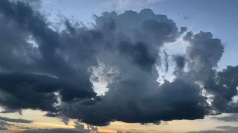 Dramatic sky with clouds in the late afternoon 스톡 사진