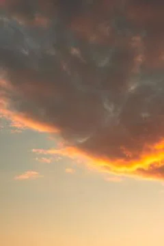 Dramatic Sky with Clouds at Sunset Stock-Fotos