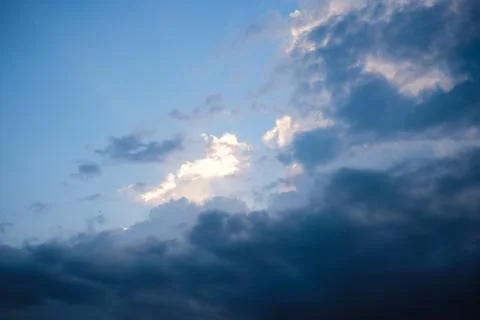 Dramatic sky covering cloud Fotos Stock