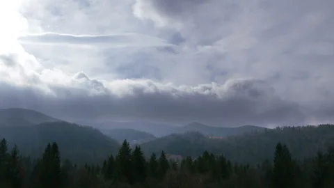 Dramatic sky in the mountains 스톡 동영상 106455206