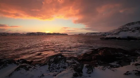 Dramatic sky over the stormy sea in the north Vídeo Stock 84765701